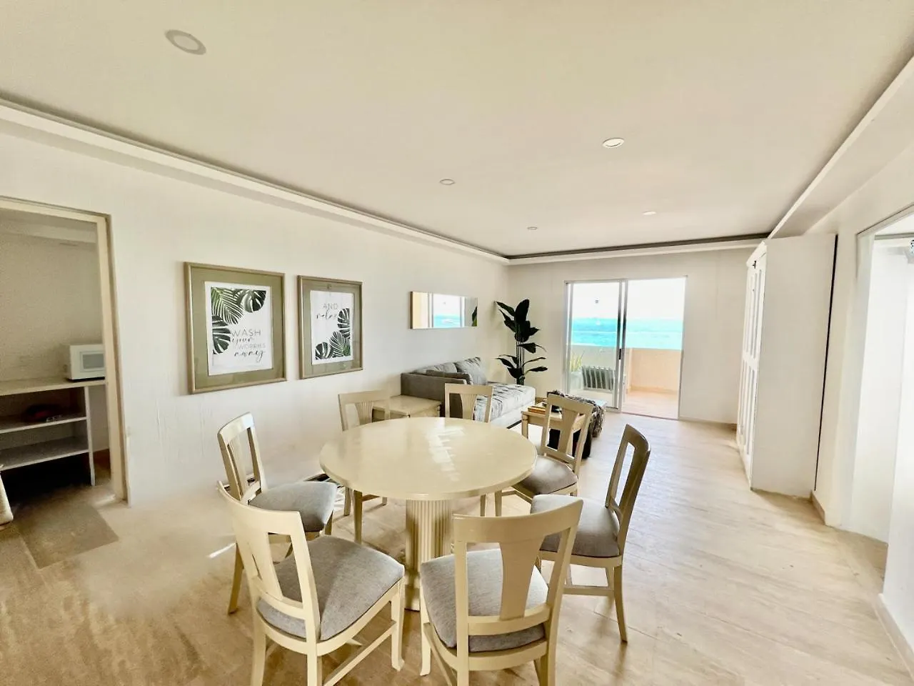 Oceanfront Paradise In Cancun Hotel Zone 0*,