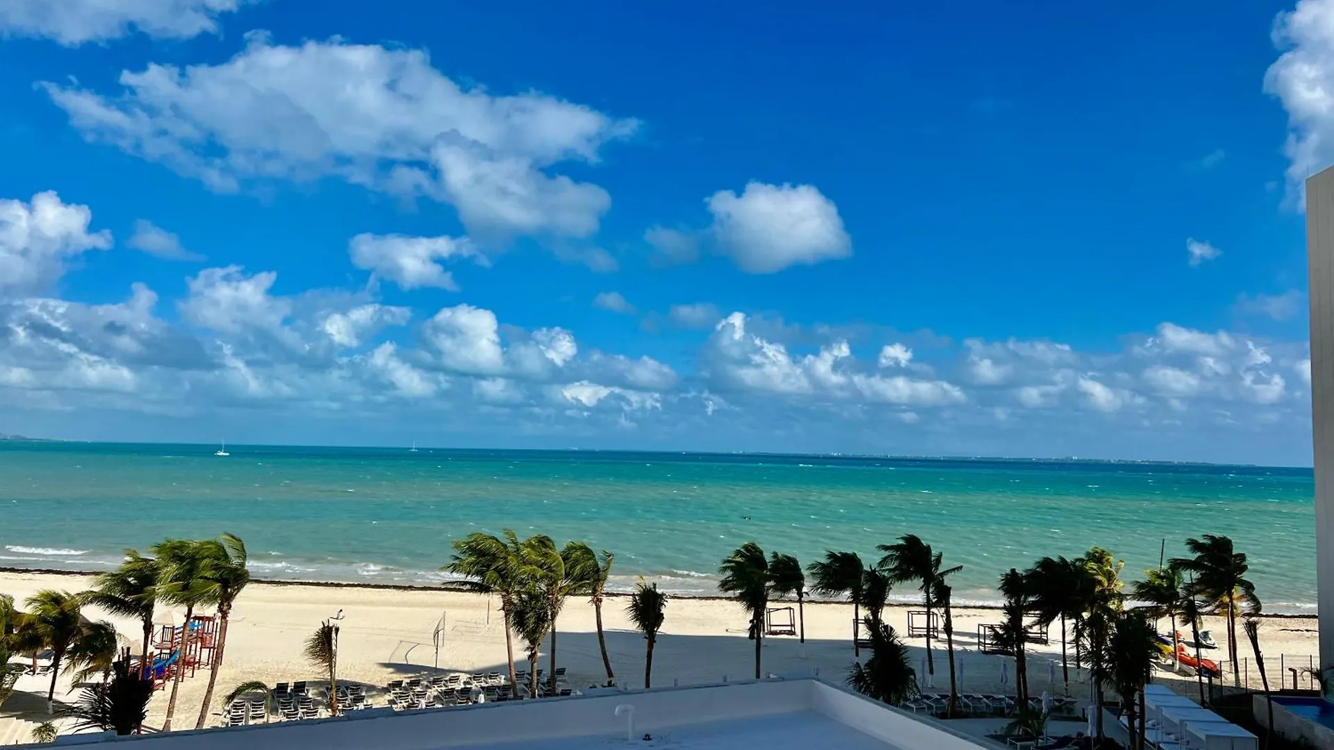 Oceanfront Paradise In Cancun Hotel Zone 0*,